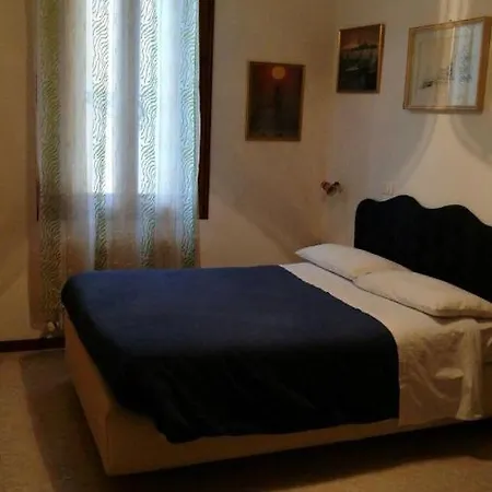 Alloggi Scala Del Bovolo Guest house